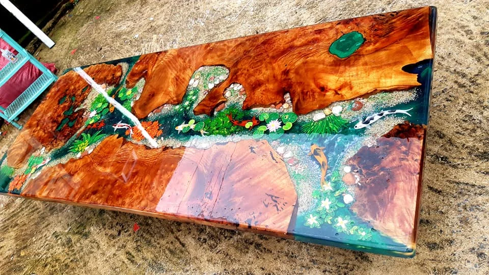 Made In Viet Nam Modern Center Table Wooden Top Transparent Glossy