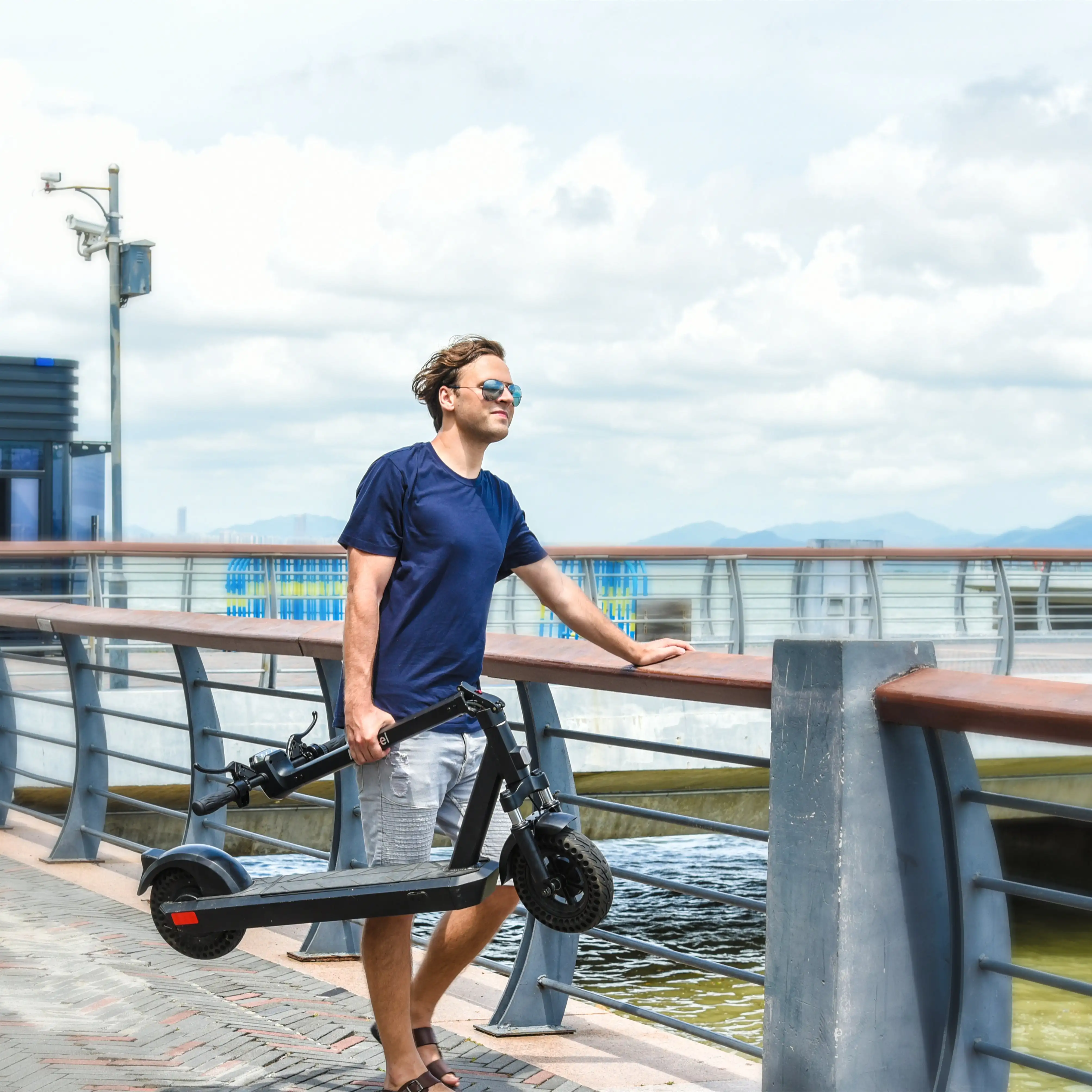 Mankeel MK089 Pionier Electric Two-Wheel Scooter