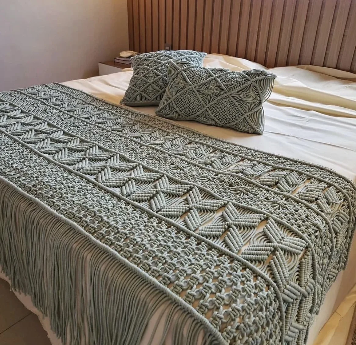 Boho Chic Bohemian Macrame Cotton Handwoven Wedding Lace Macrame Tassel Decoration Bed Runner for Bedroom 1 Boho Chic Bohemian Macrame Cotton Handwoven Wedding Lace Macrame Tassel Decoration Bed Runner for Bedroom