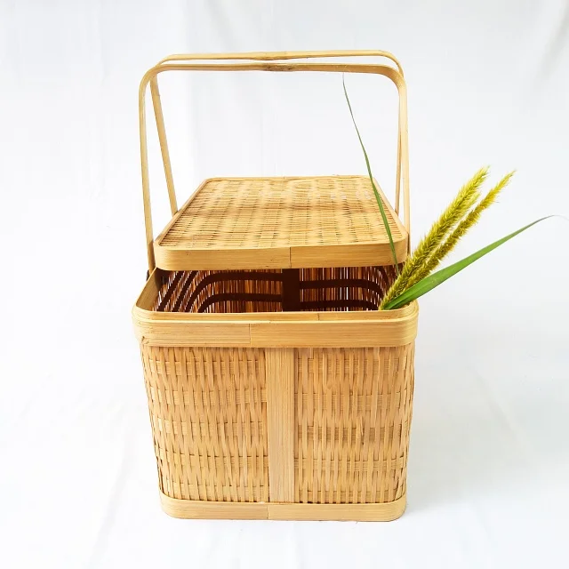 Wholesale Holiday Wicker Picnic Basket With Lid Trolly Picnic Basket