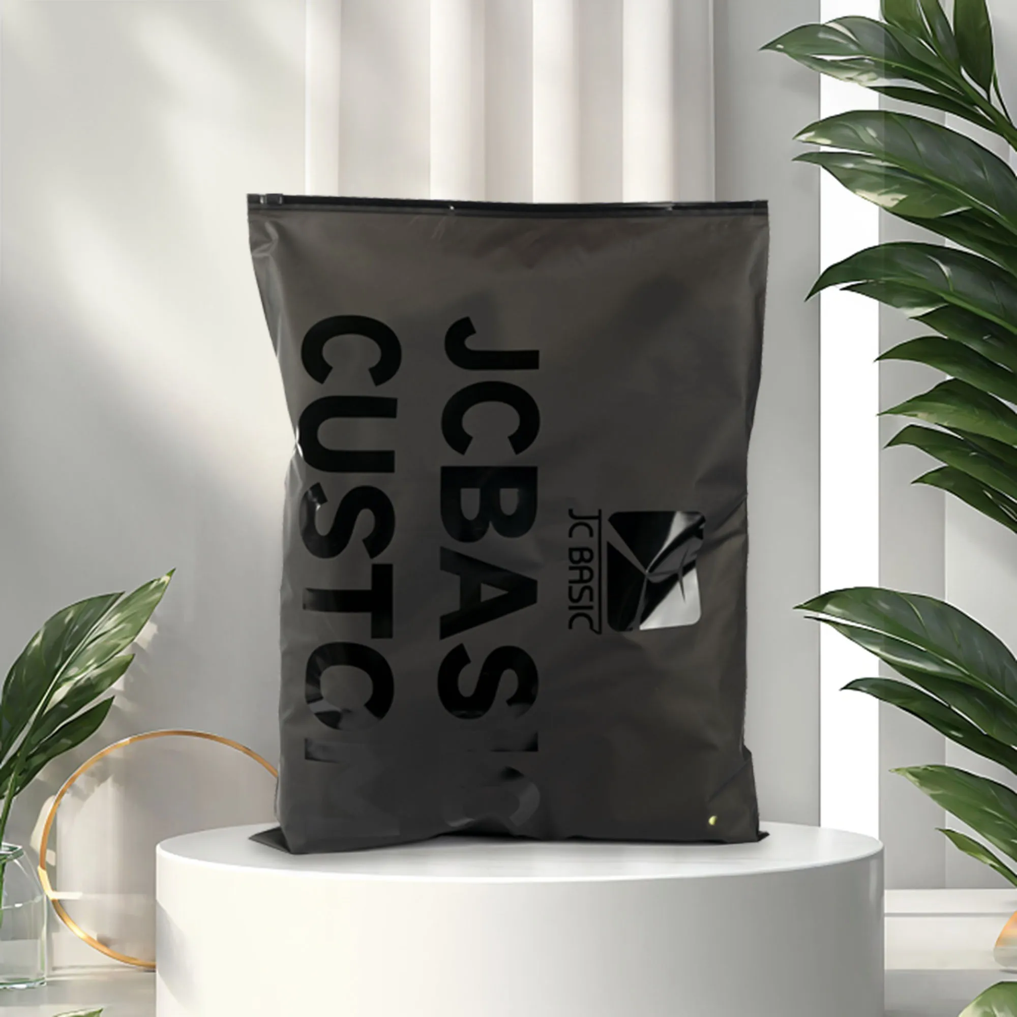 Customized Biodegradable Frosted Sealing Zipper Lock Bag Packaging Bags to Shirt/ Hoodies/ Pants With Logo Plastic Bags