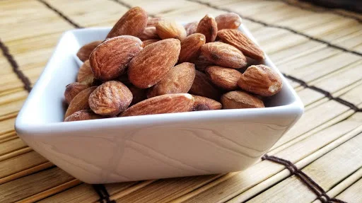Almond Nuts 11.jpg