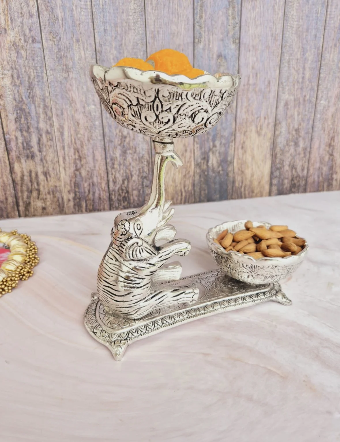 Elephant Sculpture Figurine for showcase Showpiece Decor Scandinavian and European Style Metal Animals Table Top