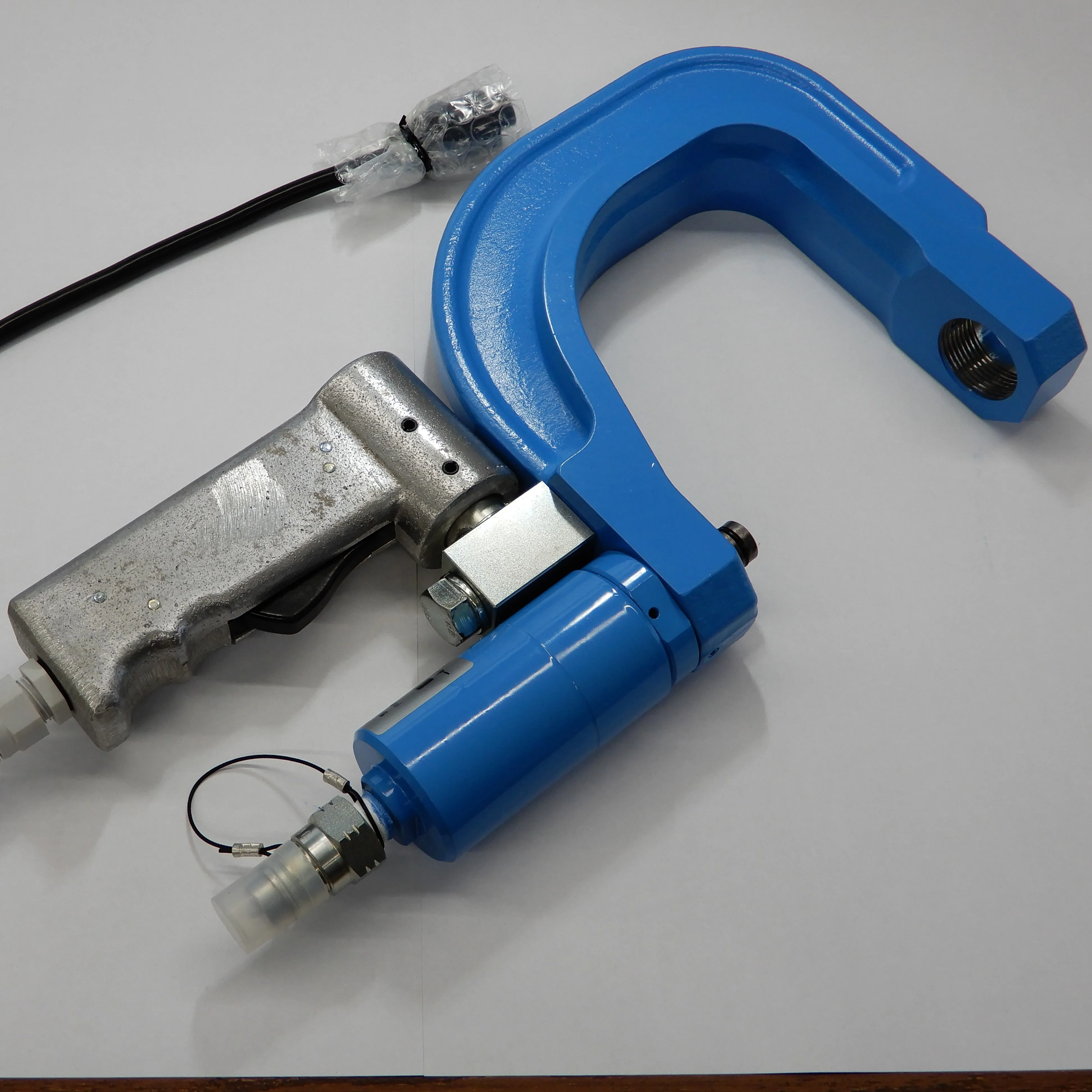 Crimping And Punching Rivets For Heavy Vehicle's Brake Linings Buy