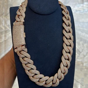 10k Gold Brand New High Quality Hot Sale 22mm  Moissanite Micro Pave Hip Hop Iced Out Miami Cuban Link Chain Custom