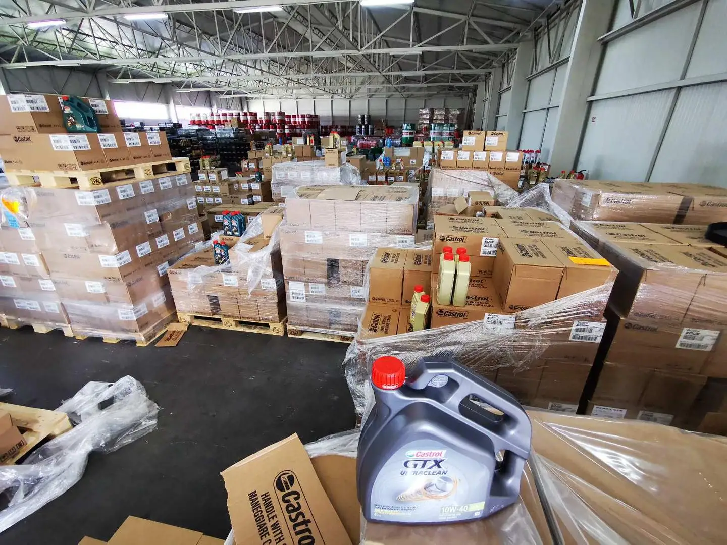 High Quality Castrol 5w30 Engine Oil In Stock / Castrol Motor Oil 20w50