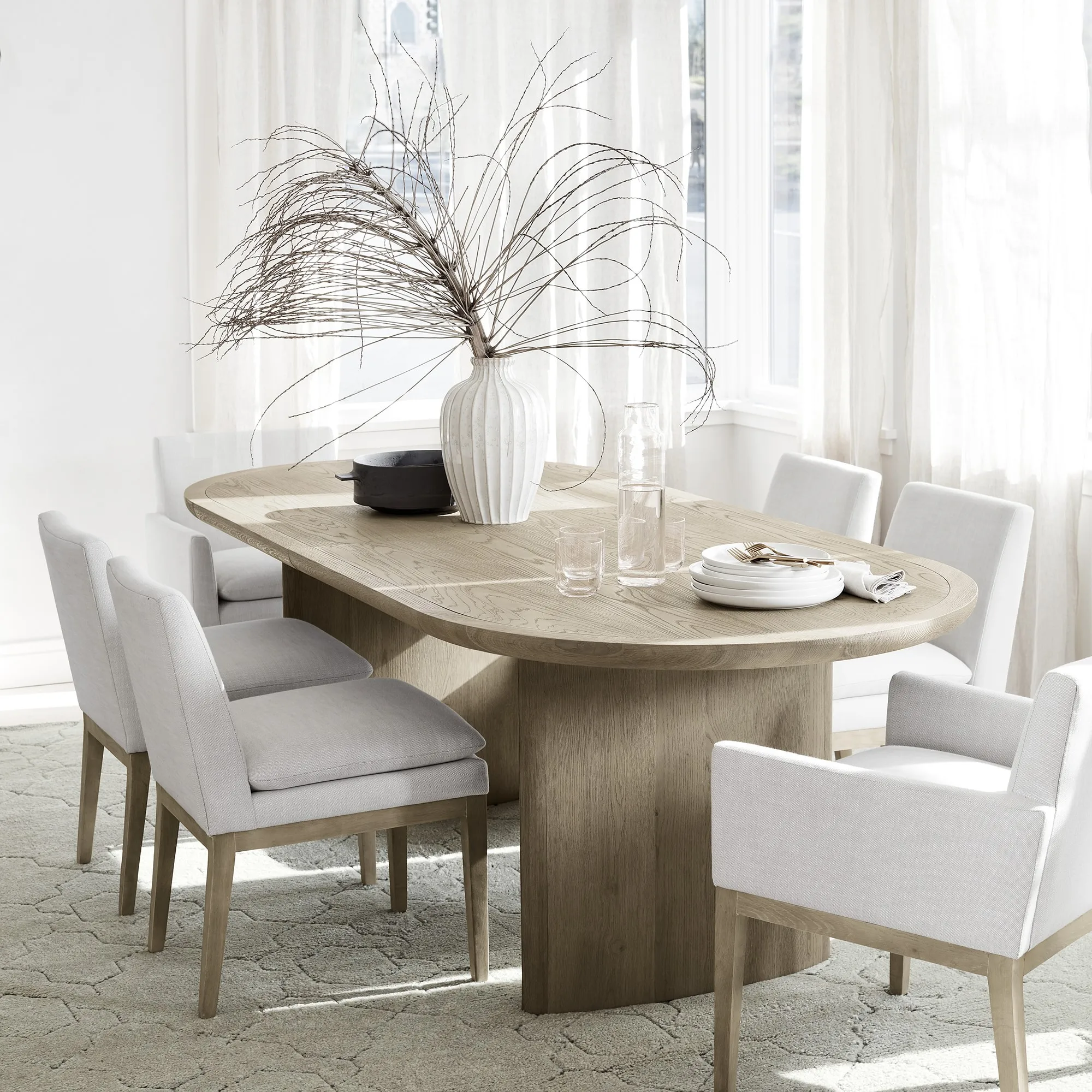 Modern Luxury Wooden Dining Table Set Furniture Natural Color Solid