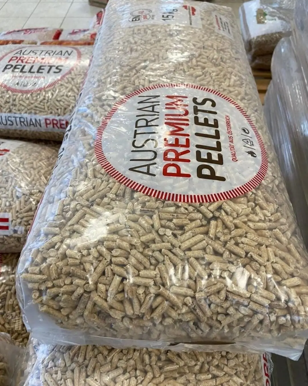 Europe Pine Wood Pellets Din Plus /cheapest European Grade Italian And