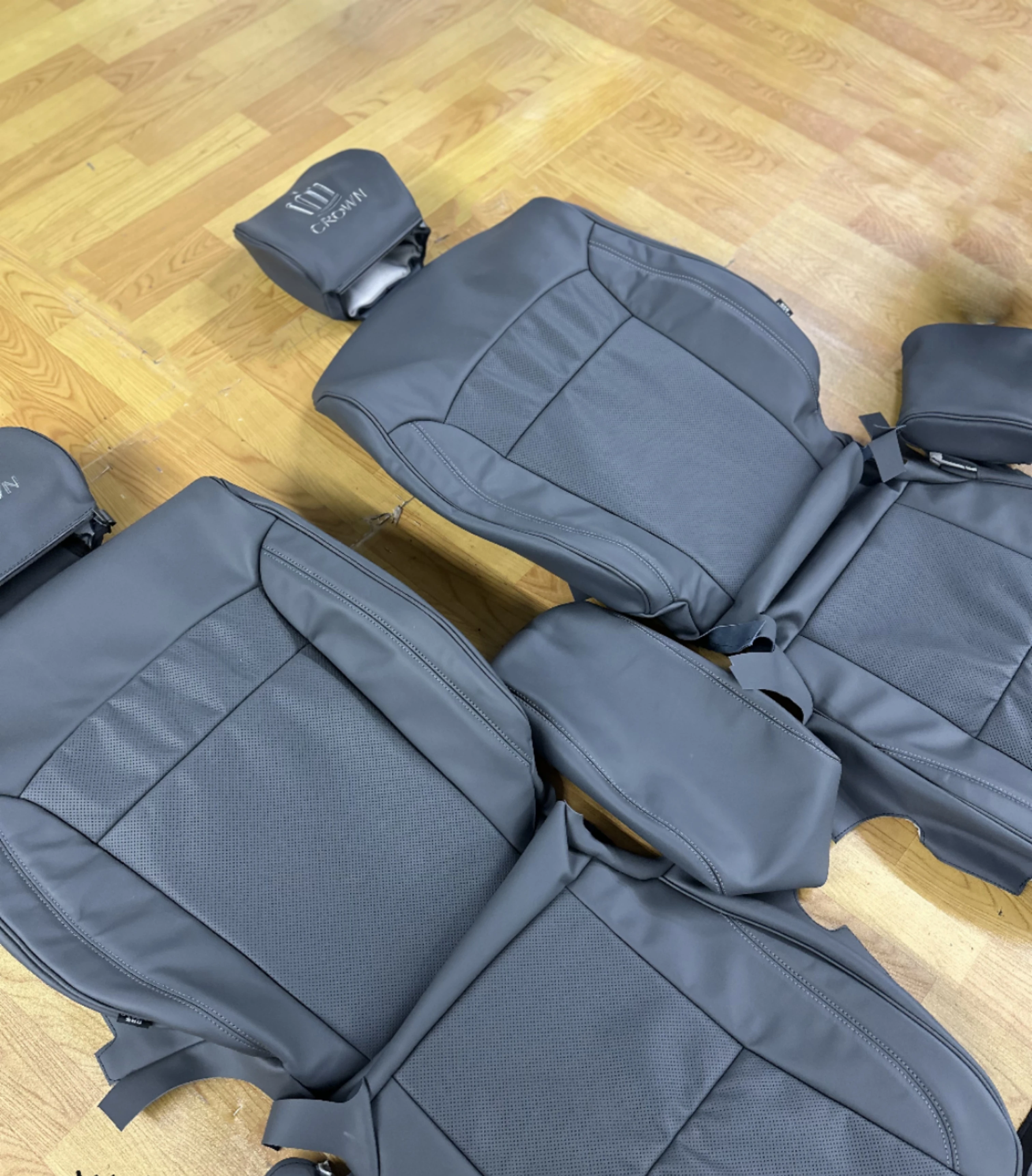 Модифицированные Защитные чехлы для 2005 Toyota Crown