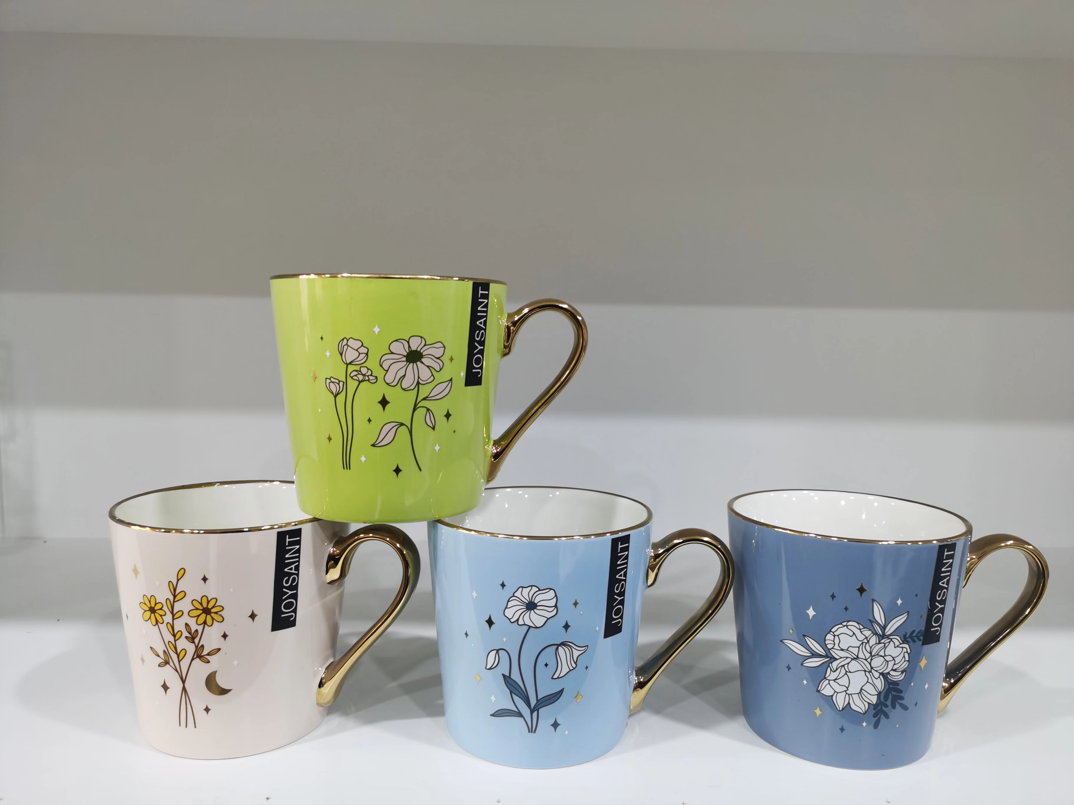 Flower Decal Gift Ceramic Coffee Mug with Golden Handle