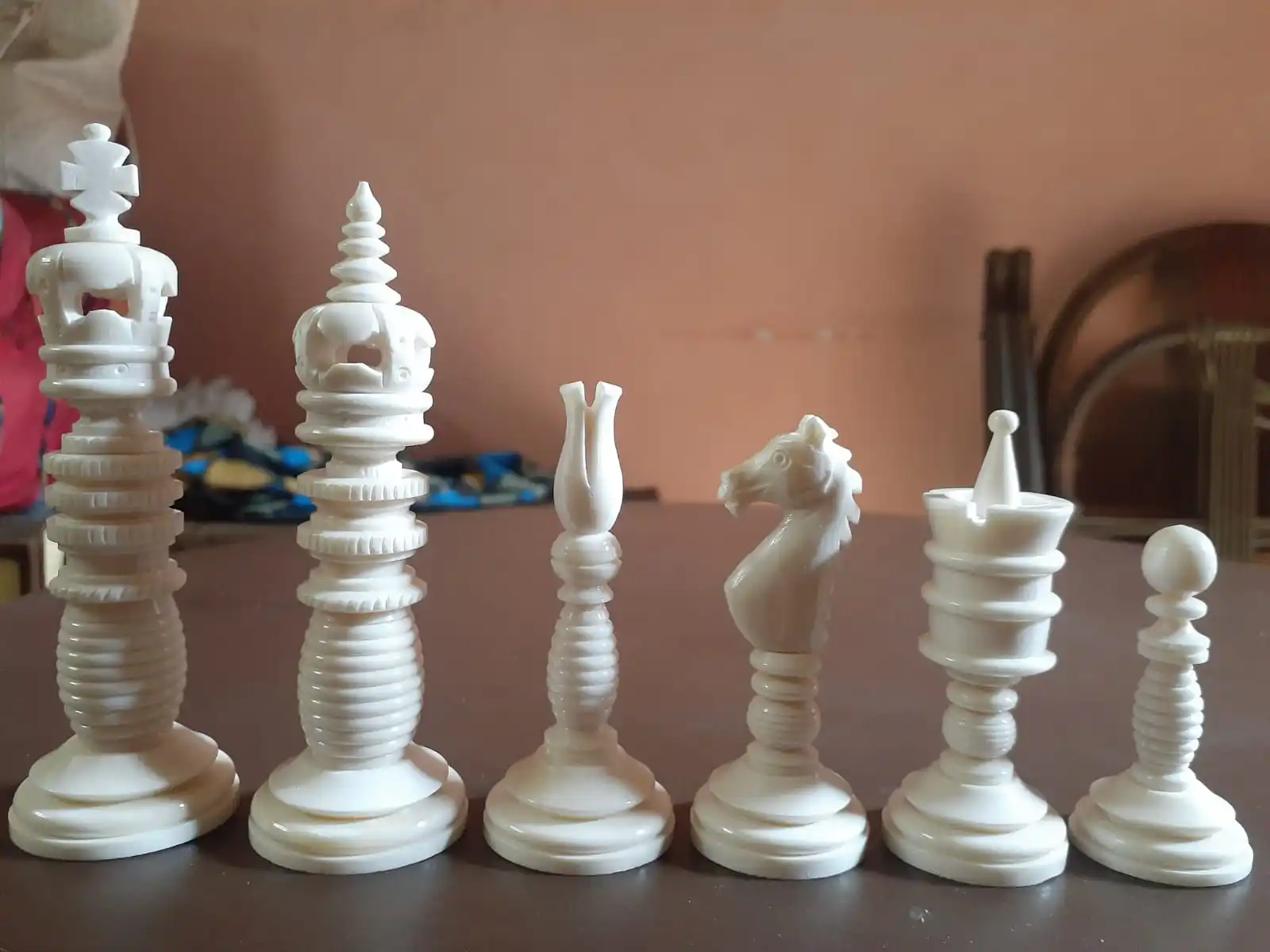 Custom Made Hand Carved Bone Chess Set Pieces Hand Made by Artisans Suitable for Chess Players and Chess Product Suppliers
