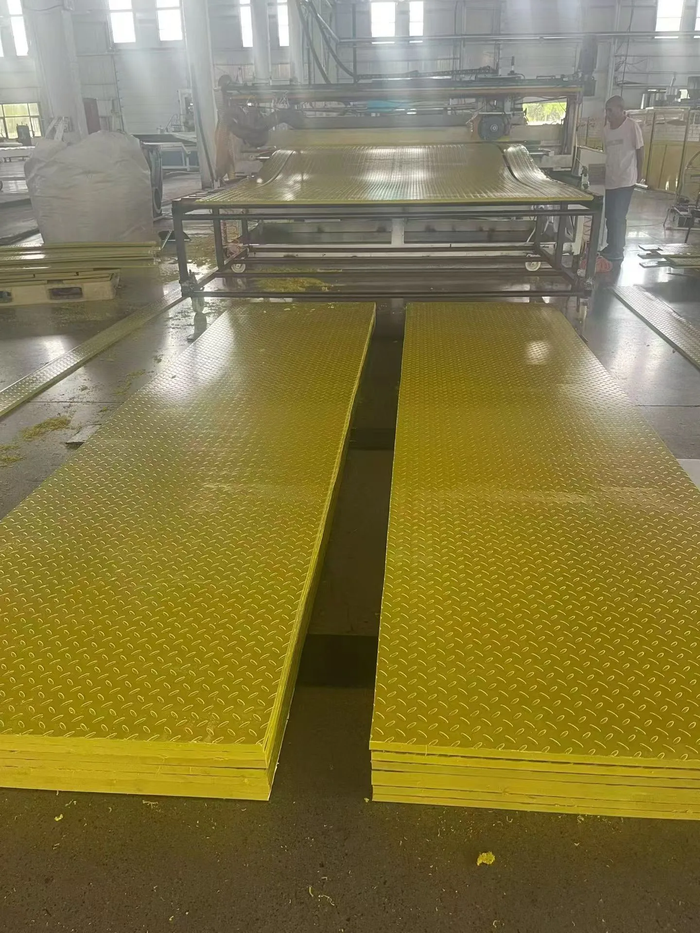 JSLT High-Visibility Yellow HDPE Ground Protection Mats