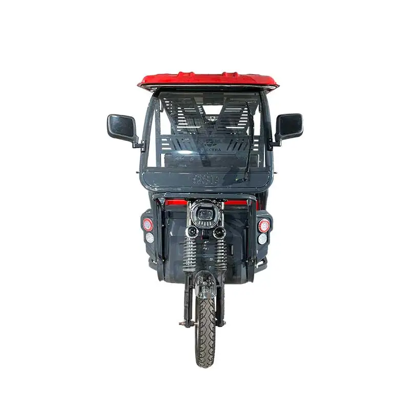 QSD Latest Factory Delivery High Quality 48v 1200W Battery Operated Electric Rickshaw Open Passenger Tuktuk India Style for Sale