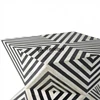 Available in different Colors