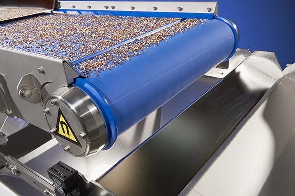 Overhead Permanent Magnet Feeder Conveyor Tramp Metal Magnetic Separators Grains Milling Chocolate Flakes Animal Feed Processing