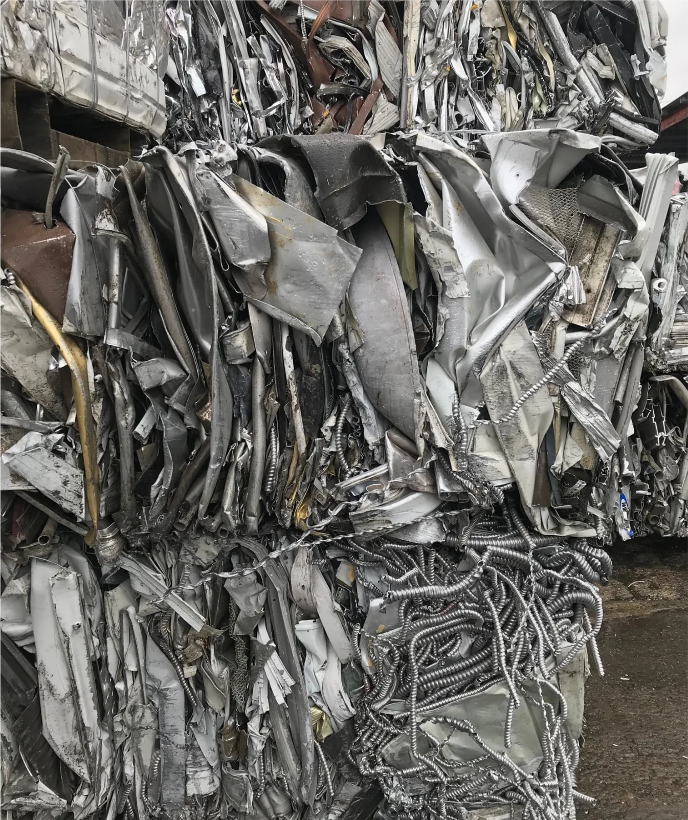 Hot Selling 99.9% Aluminum Scrap 6063 Alloy Silver White Excellent Quality Tech Industry Use Extrusion Wire Scrap Metal 10 Tons
