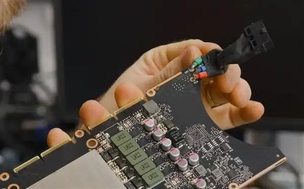 グラフィックボード・グラボ・ビデオカード NVIDIA CMP 170HX Amazon | NVIDIA CMP 170HX グラフィックカード 8GB HBM2