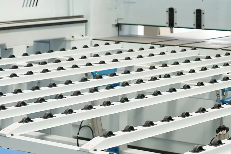 Rear Feeding Panel Saw Automatic Computer Control Cutting Board Saw Plywood Mdf Melamine Saw Cutting Machine for Sale