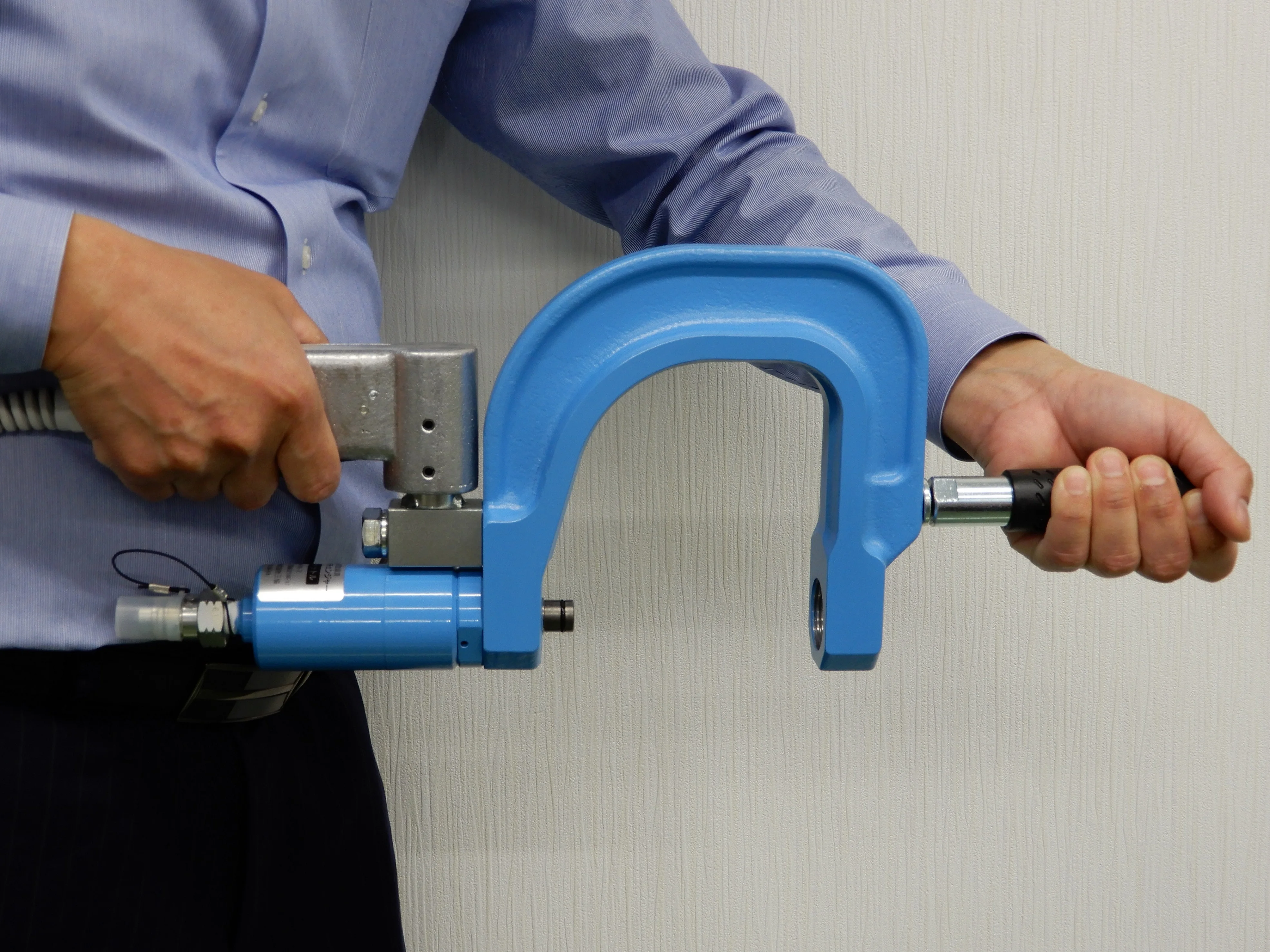 Crimping And Punching Rivets For Heavy Vehicle's Brake Linings Buy