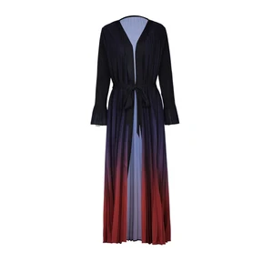 New Arrival 2025 Muslimah Clothing Wholesale Miyake Pleated Abaya Women's Gradient Fashion Coat Casual Polyester Free Size