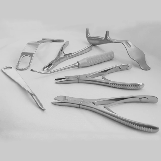 19. костные инструменты. древние хирургические инструменты в древнем египте. инструменты для операции на трубчатых костях. стамеска воячека желобоватая.