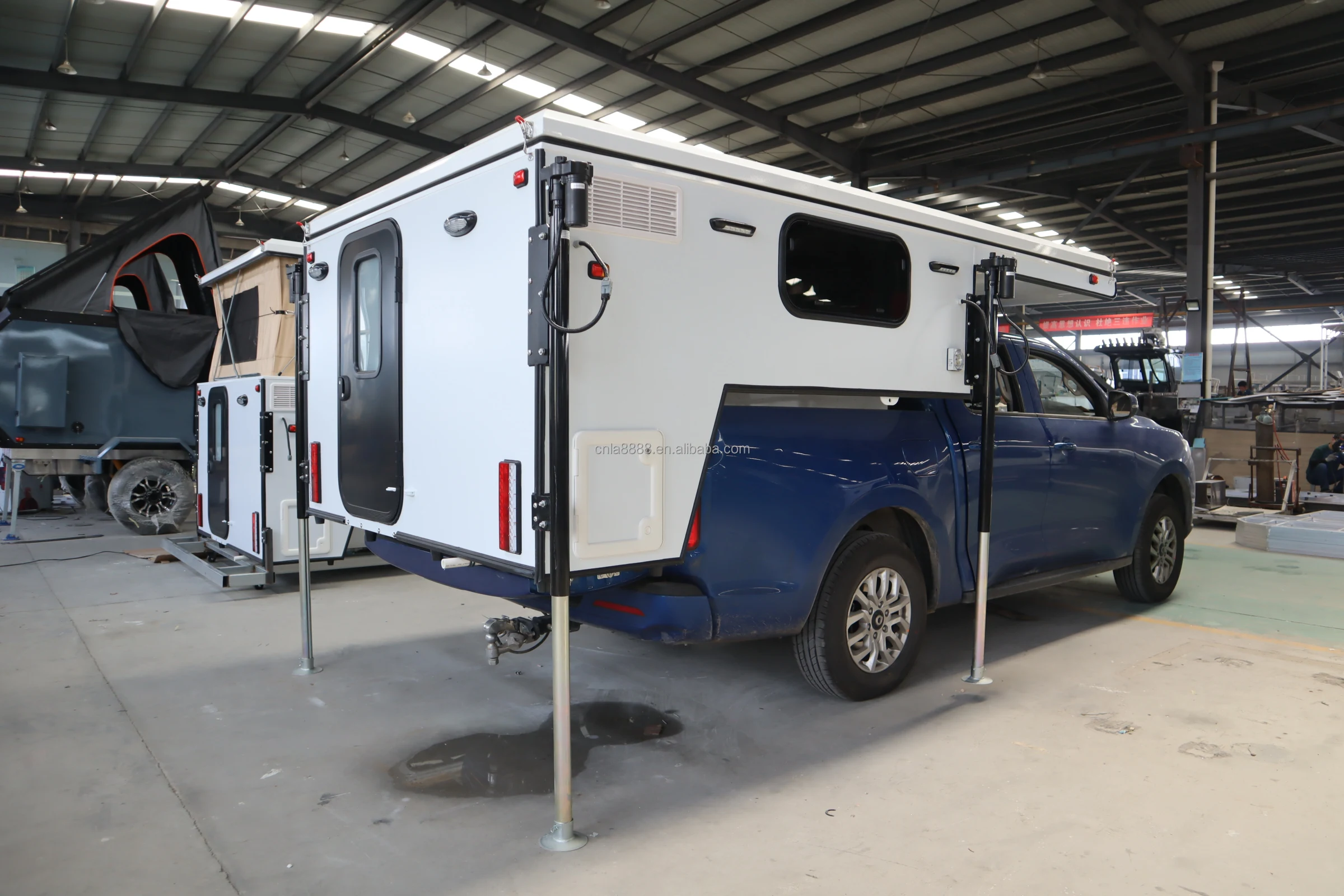 Allroad Luxury Pickup 4x4 Camper Truck Mobile Campers for Sale
