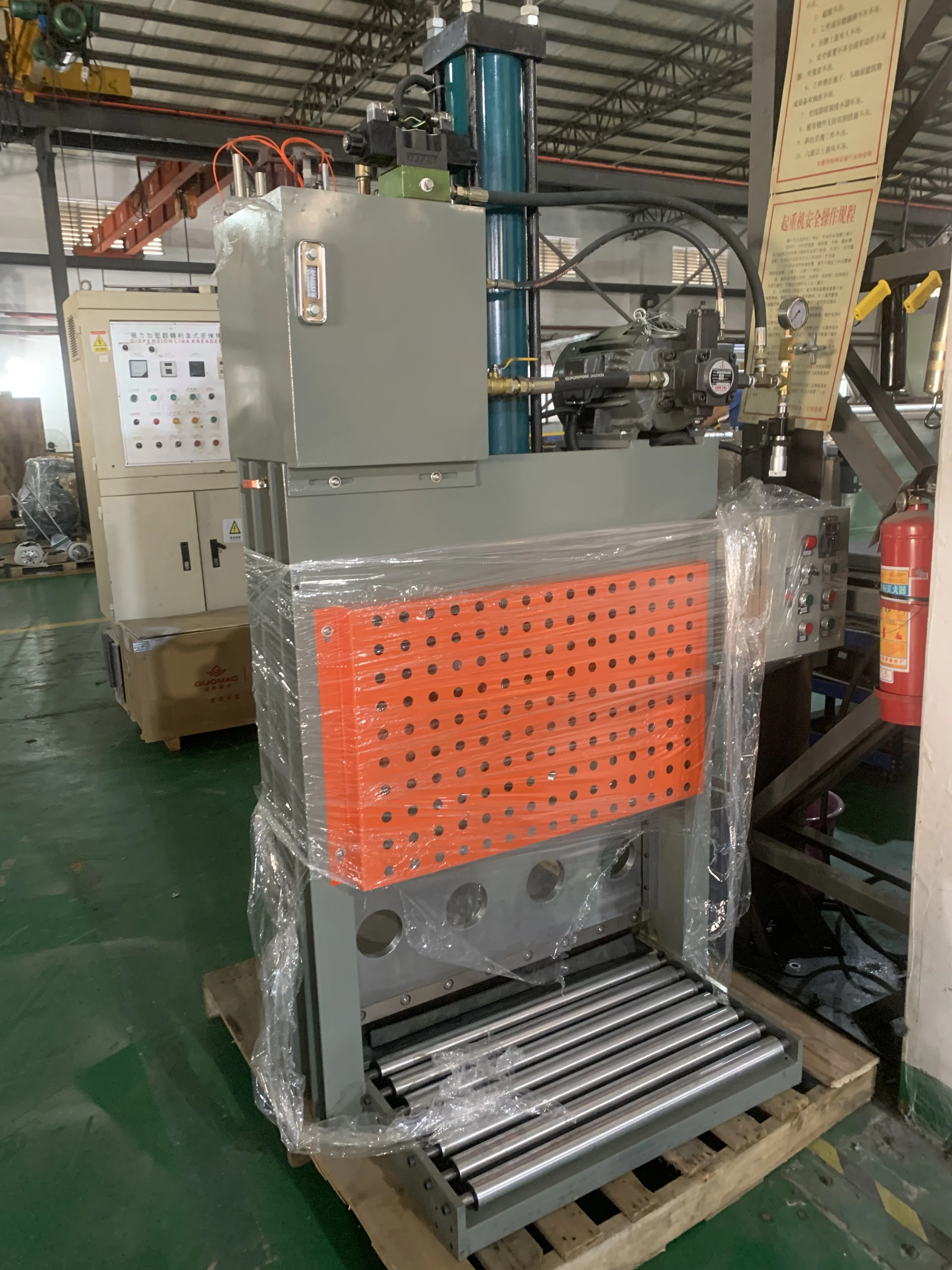 Rubber Cutter for Rubber
