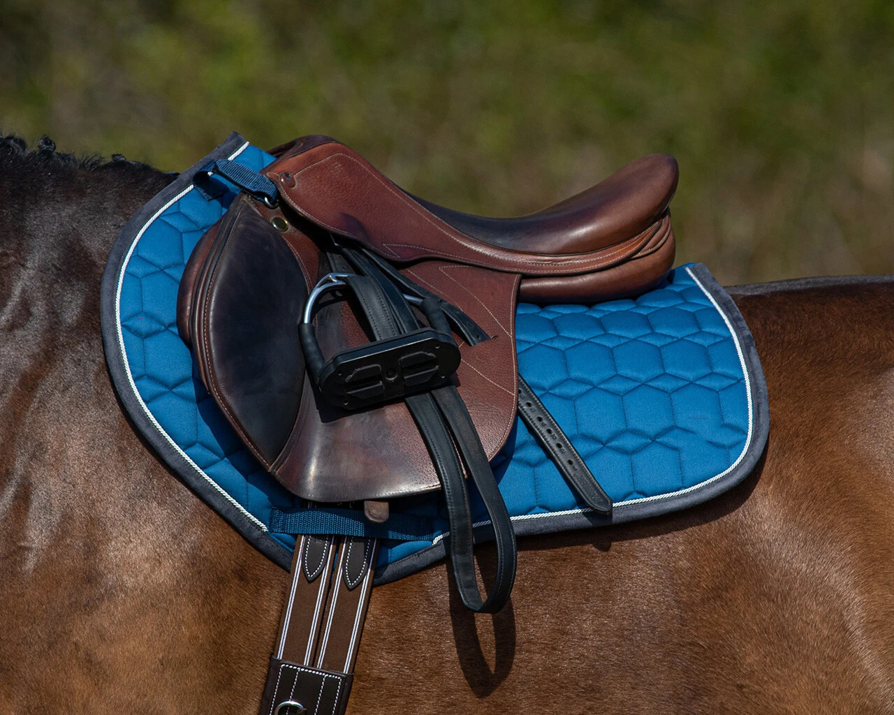 Equestrian Horseback Saddle Pads Riders Equipment Latest Design