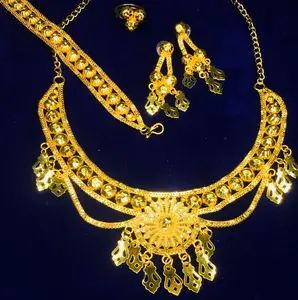 2026 Vintage Imitation Jewelry Set 24K Gold Plated Copper Earrings Manufactured in India for France and UK Discounted