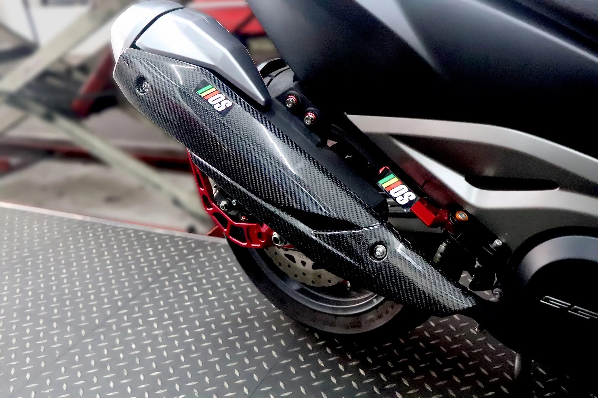 MOS Carbon Fiber Parts for Kymco AK550 2018-2025 Upgrade