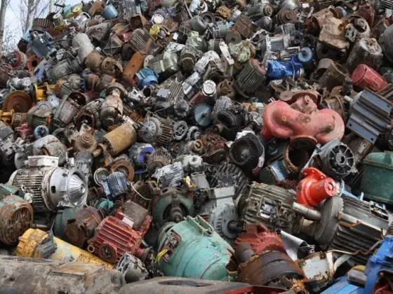 Electronic motor scrap 1.jpg