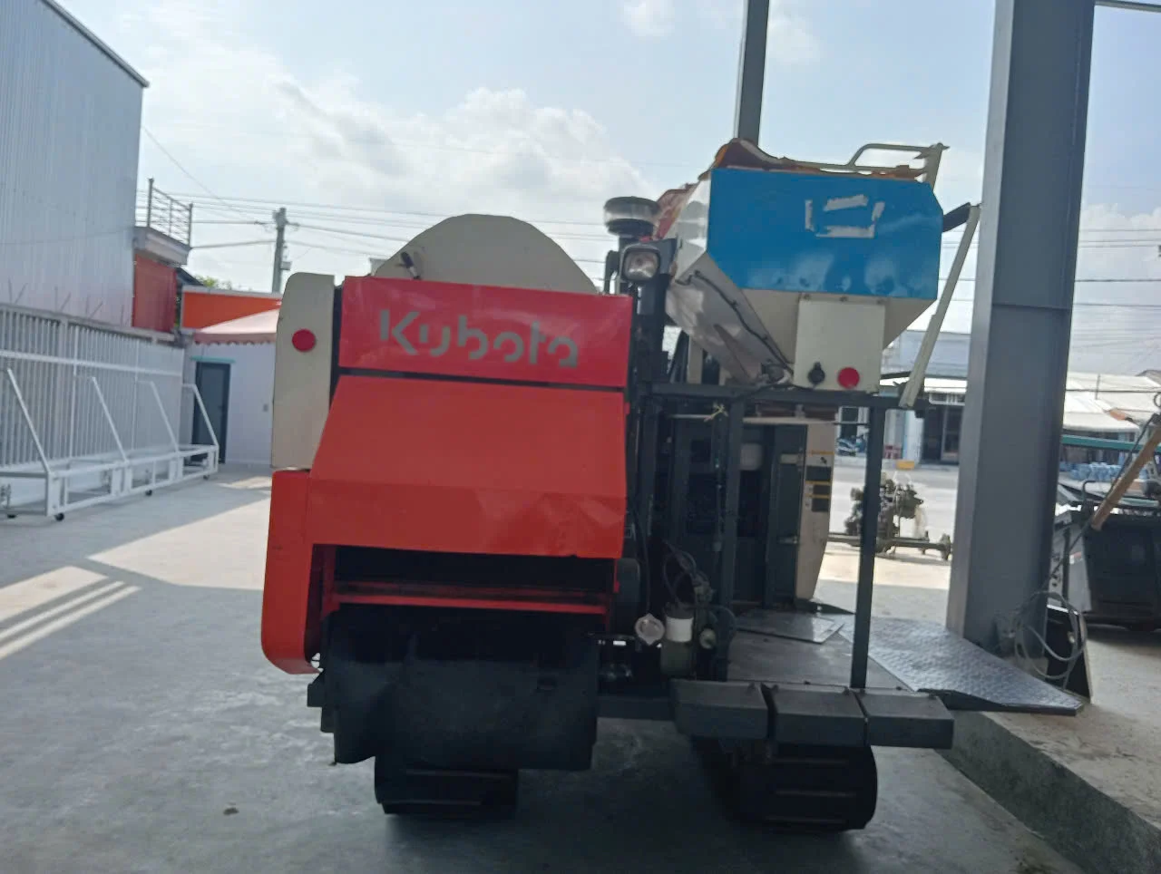 Used Combine Harvester DC 70 Plus 70HP Condition New Genuine Kubota Thailand - Hot Cheap Price
