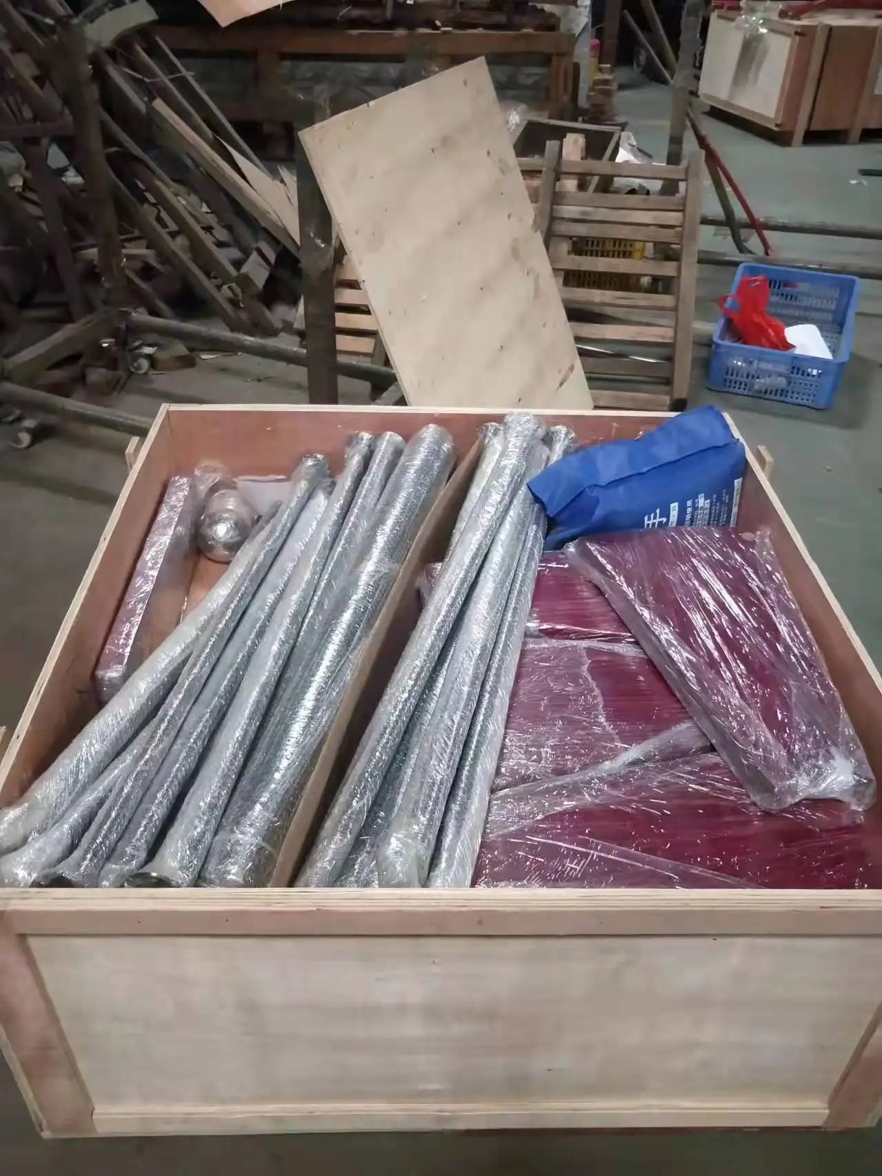 Indoor Staircase Star Railing - Modern L Shaped Design