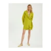 APPLE GREEN