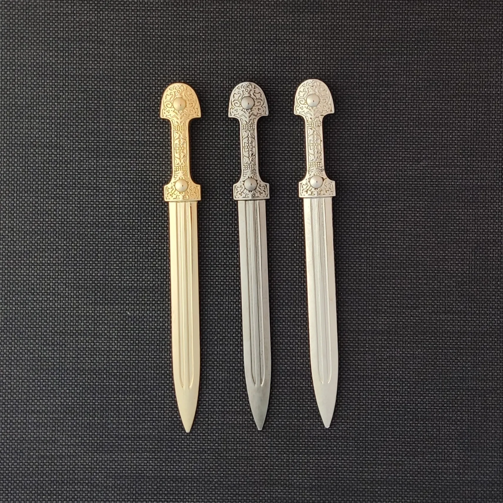 Открывашка для писем из цинкового сплава