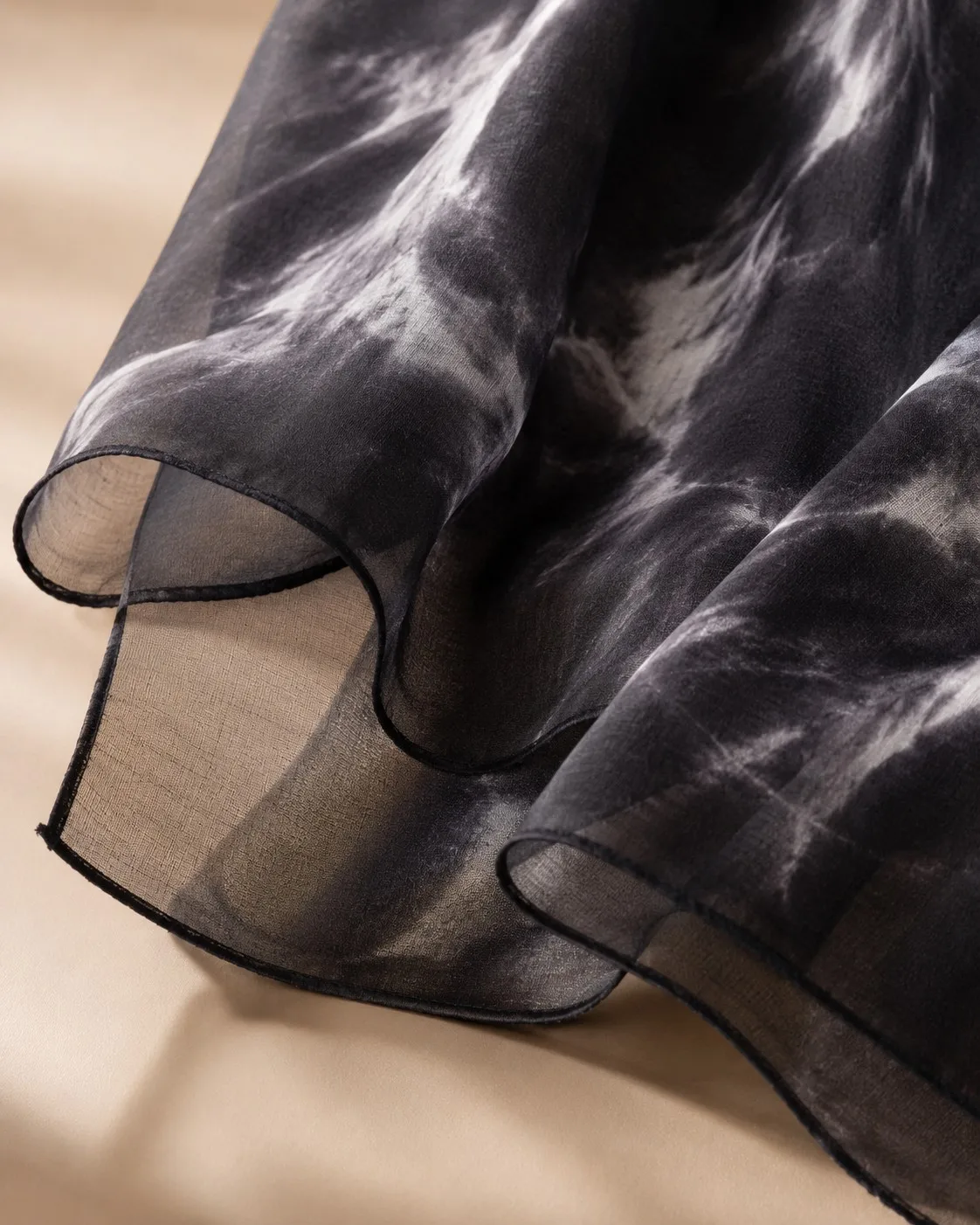 Custom Printed Modal Hijab Tie-Dye Noir view 6