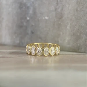 Battle of the Bands Ovals 3 Carat Lab Diamond IGI Certified Engagement Ring 14K Yellow Gold for Weddings & Party