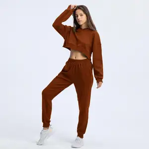 Custom logo Gyms Cropped Tops Womans Sweat Suits Oversize Hoodie and Women Pants Set Workout Set
