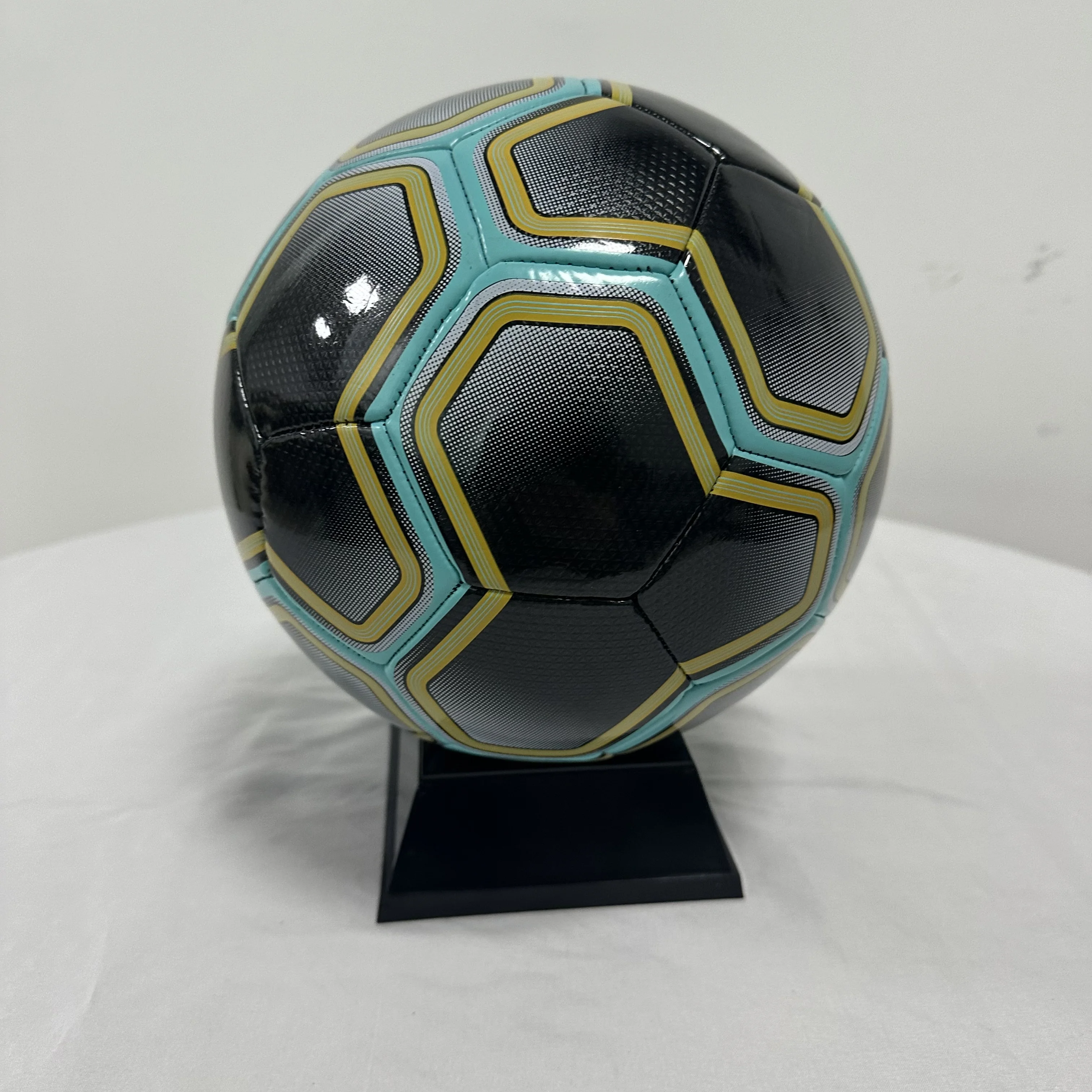 MCG Factory Price PU Soccer Goal  Hover Ball for Football Field  and Easy to Use