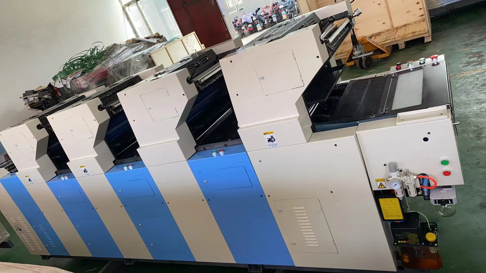 Magazine Book Four Color Fully Automatic High Quality Color Printing Press Paper Poster Offset Printing Machine