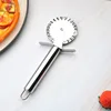 Coupe-pizza dentelle simple roue