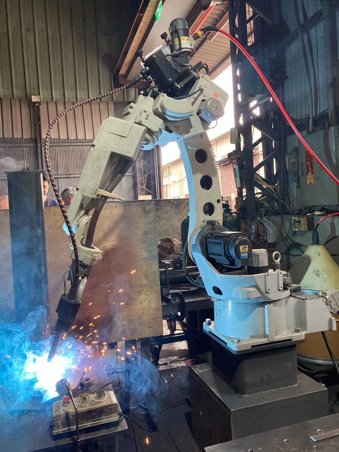 Automatic 6 Axis Second Hand Welding Robot with the Welding Machine and Its Controller