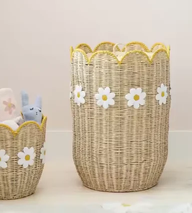 Cute Daisy Rattan Hamper with Lid for Kids' Storage Basket Featuring Charming Floral Details Made in Vietnam