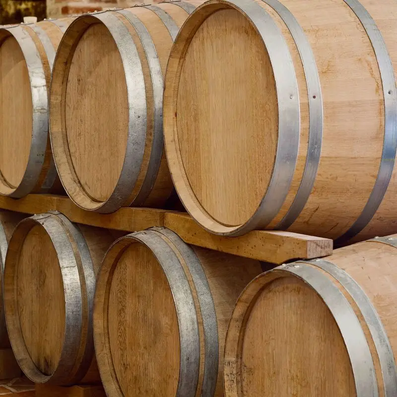 Used Eco-Friendly Oak Beer Barrels (20L-200L) with Gloss Varnishing and Heat Transfer Printing for Sale
