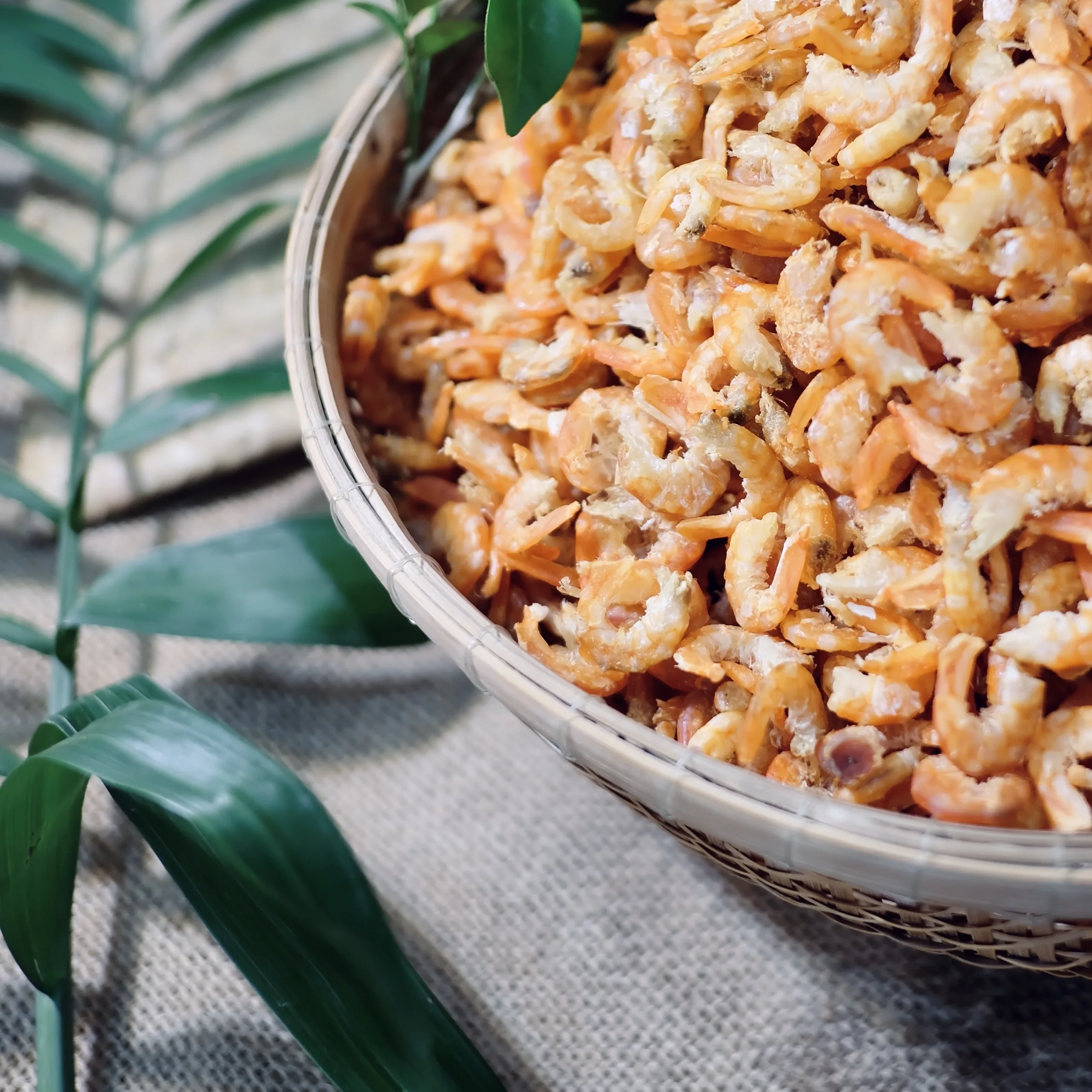 Воздушная сушка, оптовая продажа, Лучшая цена, Ароматизированная вакуумная упаковка, срок годности 5 месяцев, морепродукты, сертифицированные OEM сушеные креветки из Вьетнама