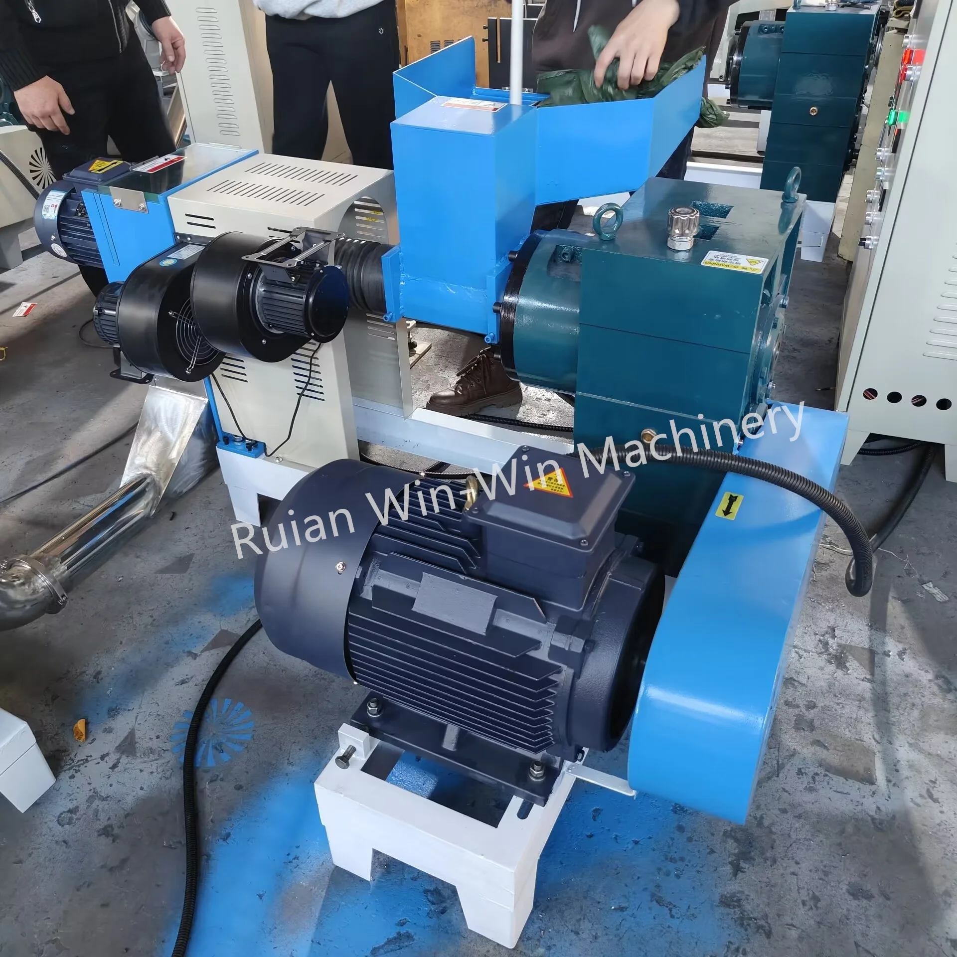 GYR-75 Mini LDPE, PP, HDPE Recycling Machine and Plastic Granulator Pelletizer with air Cooling