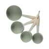สีเขียวอ่อน
