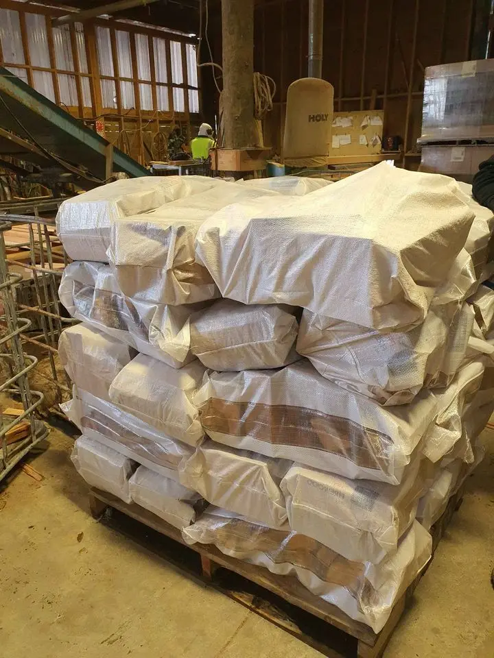 Kiln dried firewood 7.jpg