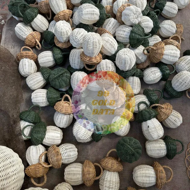 Wicker Rattan Bells Handmade Christmas Tree Ornaments Rattan Star Acorn Decoration Parties Lighting Features - CARYLN