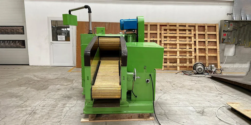 Hauni KT 400 Fully Automatic Tobacco Cutter